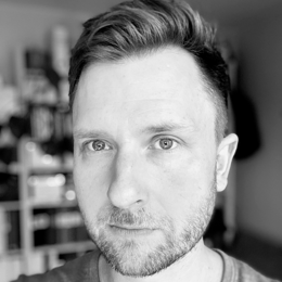 Andreas porträtt mars 2021 nästan kvadrat.png