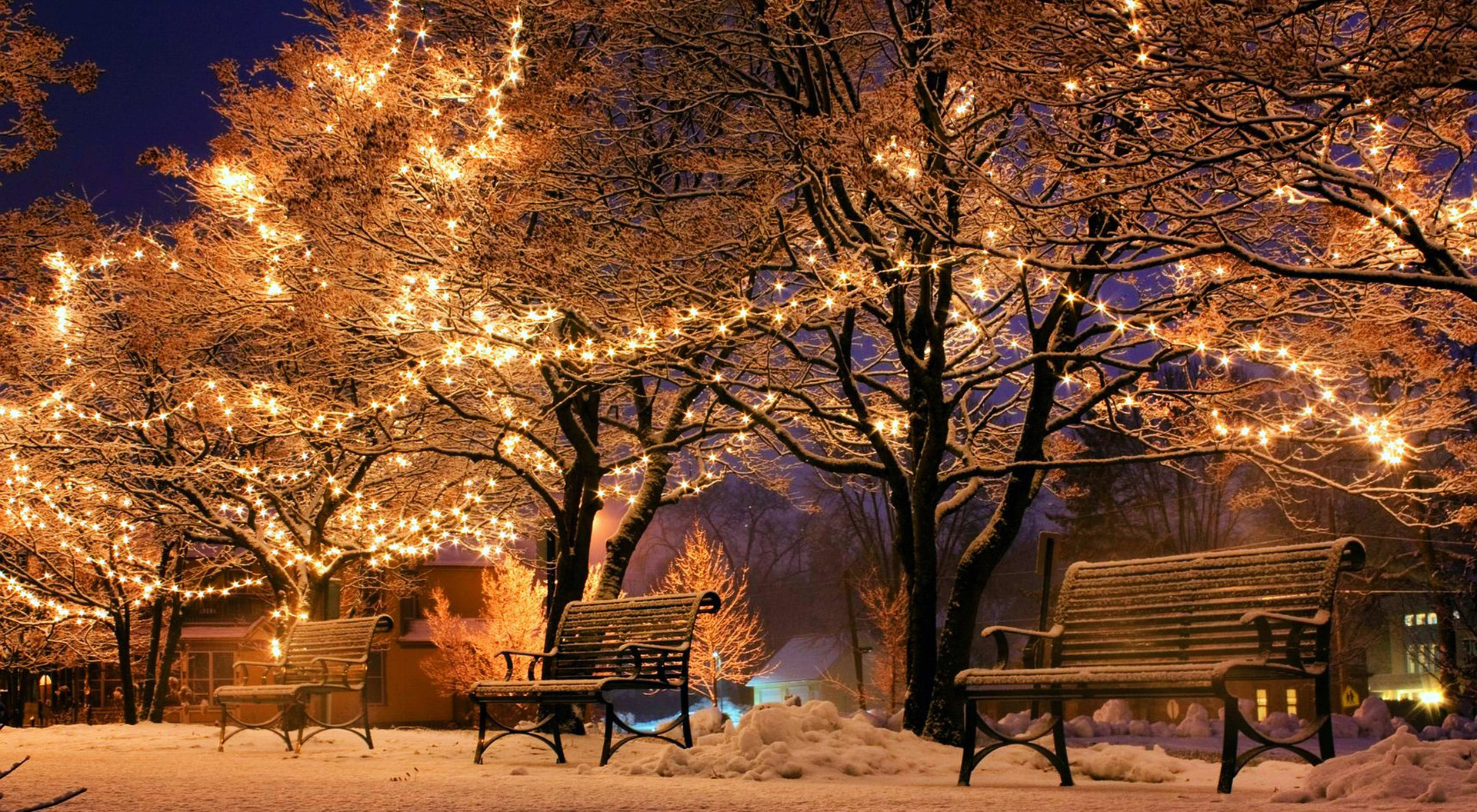 christmas-g2d96a2622_1920.jpg