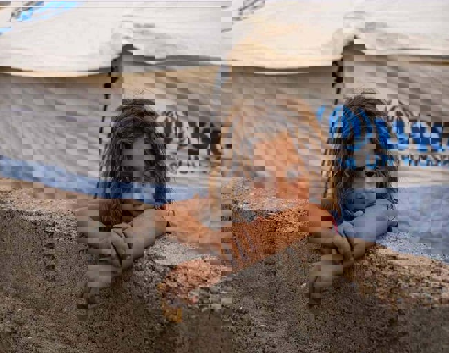 Targetaid UNHCR Alt 2 1220X960